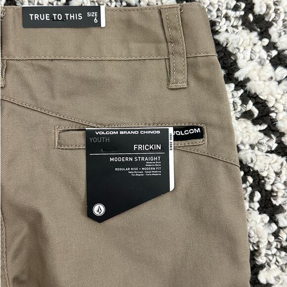Volcom Boys Frickin Modern Straight Chino Pants 6 NWT - Picture 5 of 6